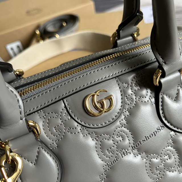 Gucci官網新款壓花G全皮肩背女包 古馳GG絎縫皮革手提包702242 gqy4632